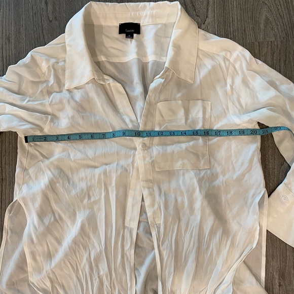 Lumiere Wrap Front Top - Picture 6 of 9